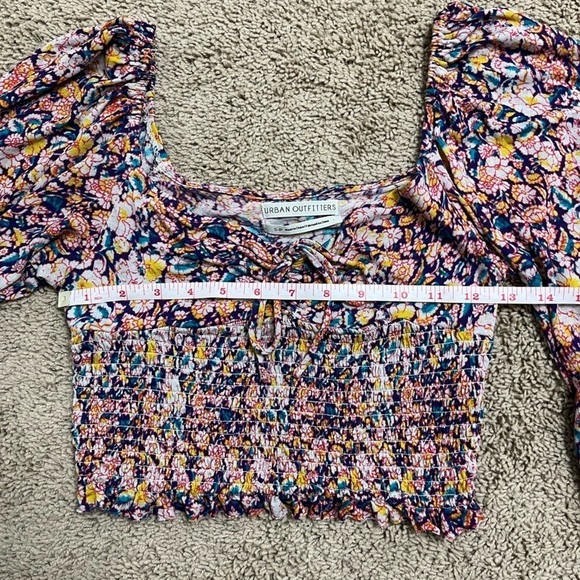 UO Old Soul Smocked Cropped Puff Long Sleeve Tie Blouse - Picture 7 of 11